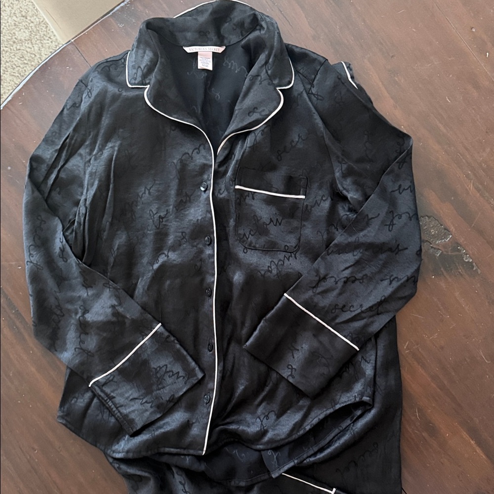 Victoria's Secret Black Satin-Feel Pajama Top with Pink Piping size Small
